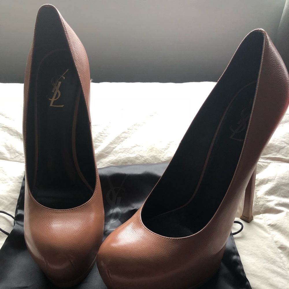 *AUTHENTIC* SAINT LAURENT NUDE TRIBUTE SIZE 12B